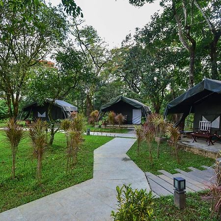 Monica Garden Bungalow Vālpārai Exteriér fotografie
